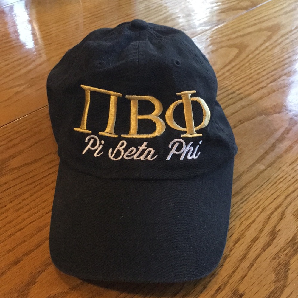 Pi Beta Phi hat